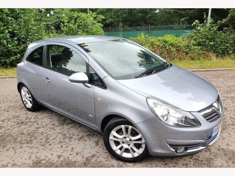 Used Vauxhall Corsa 80 HP (58 kW) 2008 Silver Hatchback