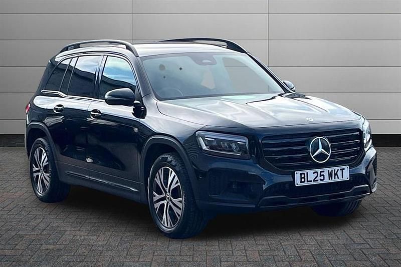 Used Mercedes GLB200 Executive 163 HP (119 kW) 2025 Cosmos black SUV