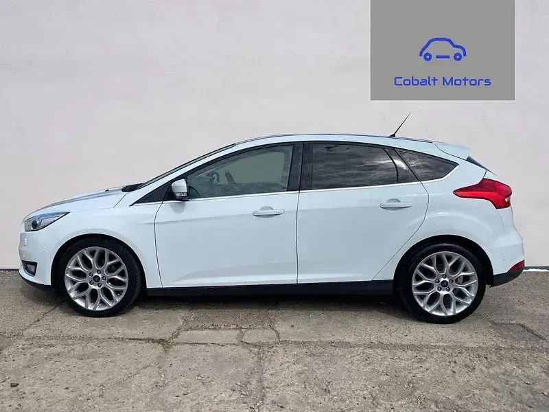 Used Ford Focus Titanium X 125 HP (91 kW) 2017 White Hatchback