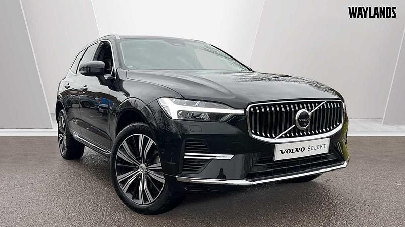 Black Used 2022 Volvo XC60 Inscription SUV | £34,801 (Fair price) - Image 1/4