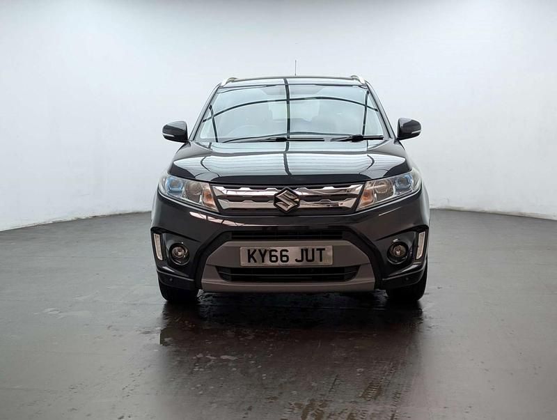 Used Suzuki Vitara SZ5 120 HP (88 kW) 2016 Black SUV