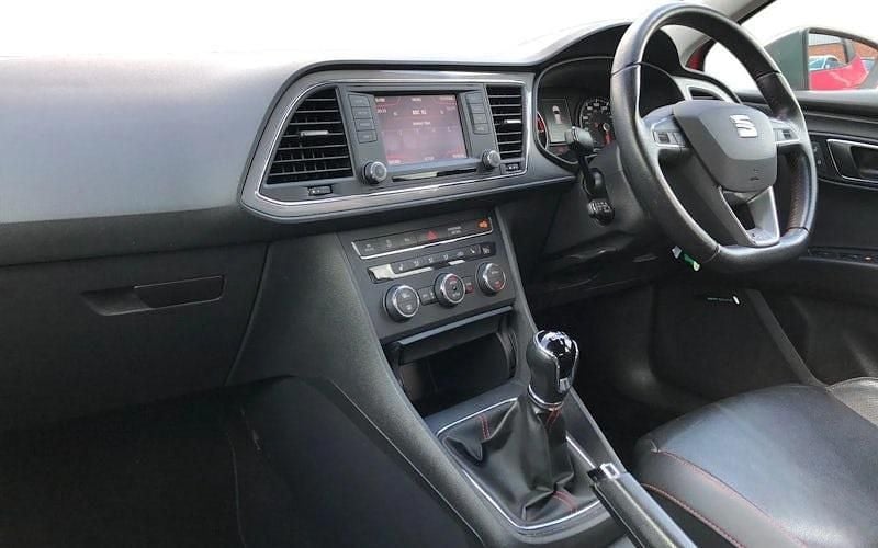 Usado Seat Leon FR 184 CV (135 kW) 2016 Utilitario
