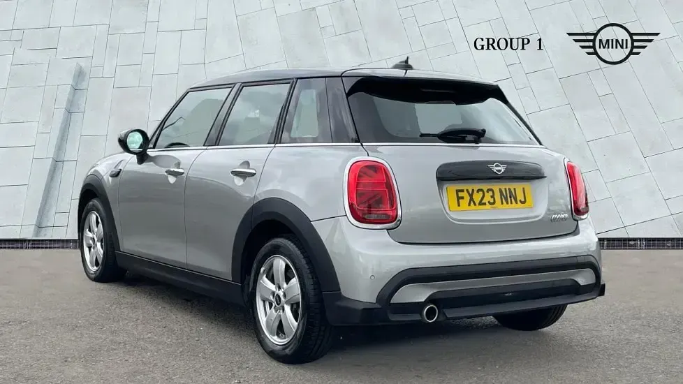 Used Mini Cooper Classic 136 HP (100 kW) 2023 Silver Hatchback