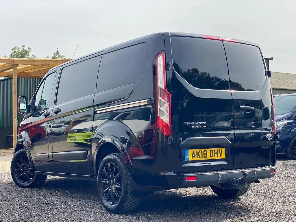 Used Ford Transit Custom Trend 170 HP (125 kW) 2018 Black Van