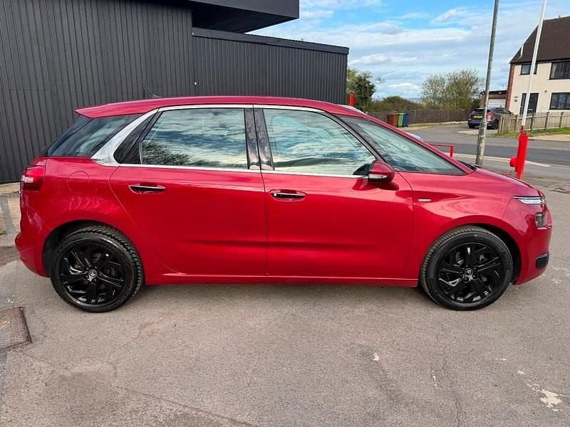Used Citroën C4 Picasso Exclusive 115 HP (84 kW) 2013 Red MPV