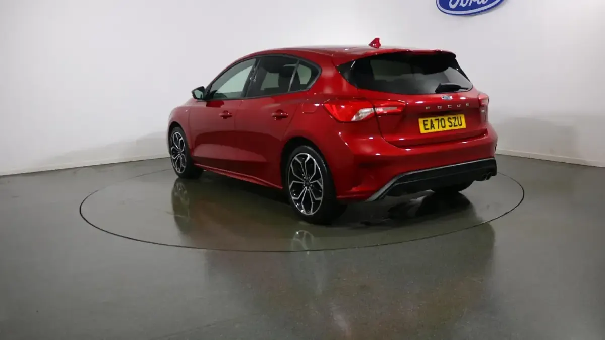 Used Ford Focus ST-Line X 2020 Red Hatchback