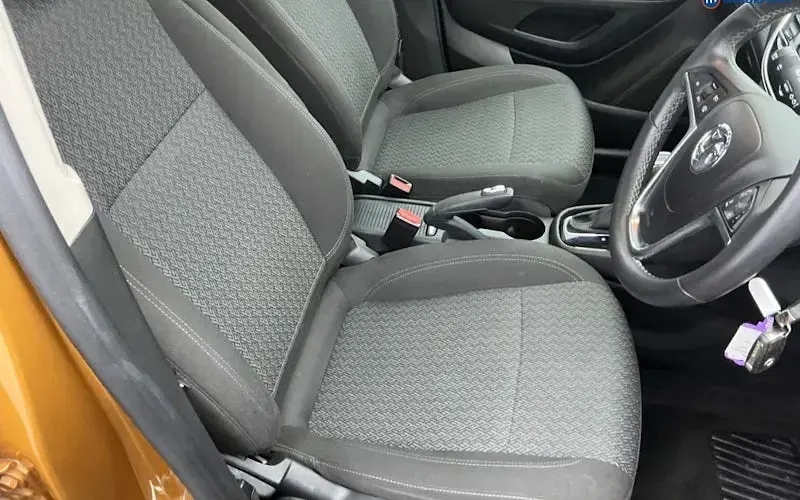 Used Vauxhall Mokka Active 140 HP (102 kW) 2018 Orange SUV