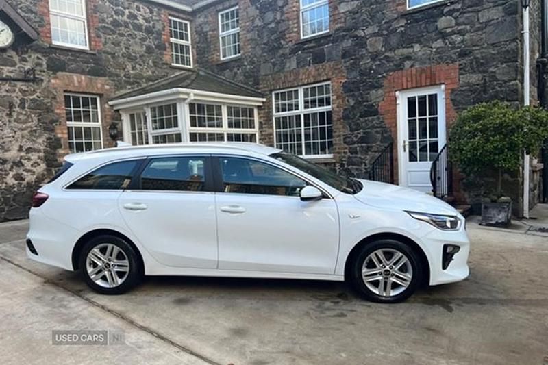 Used 2021 Kia Ceed Sportswagon Estate | £8,999 (A bit pricey) - Image 1/1
