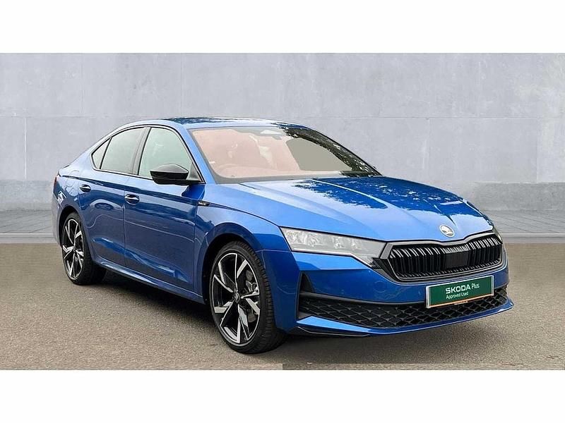 Race blue metallic New 2025 Skoda Octavia SportLine Hatchback | £28,990 (Expensive) - Image 1/4