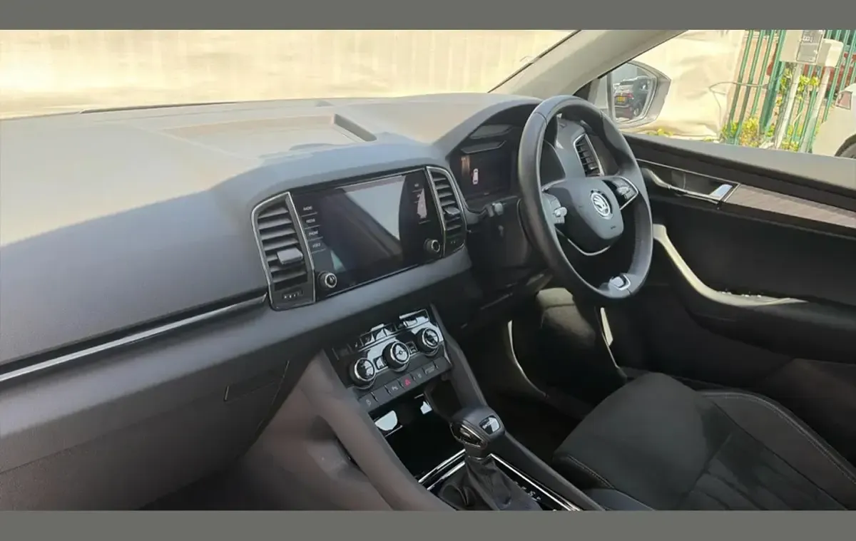 Used Skoda Karoq SE L 150 HP (110 kW) 2024 Silver SUV
