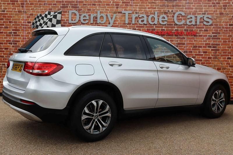Begagnad Mercedes GLC220 Executive 2016 Silver SUV
