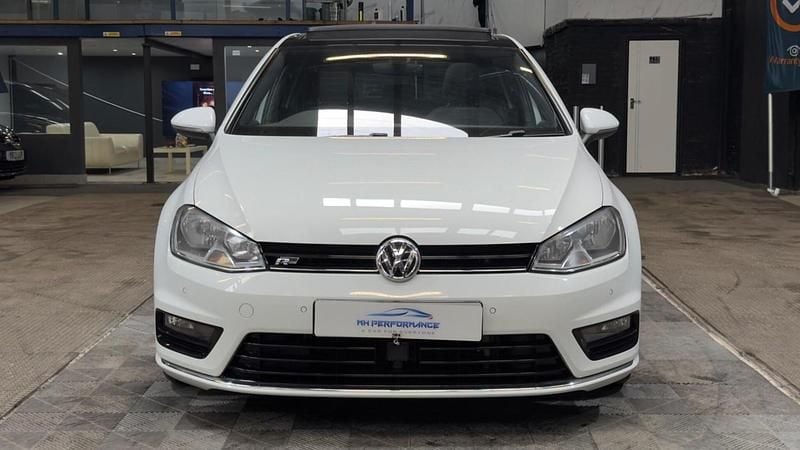 Used VW Golf VII R-line Edition 184 HP (135 kW) 2017 White Hatchback