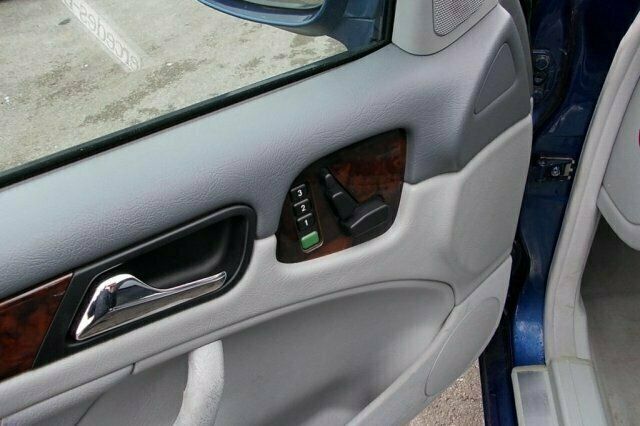 Used Mercedes CLK230 Avantgarde 197 HP (144 kW) 2002 Coupe