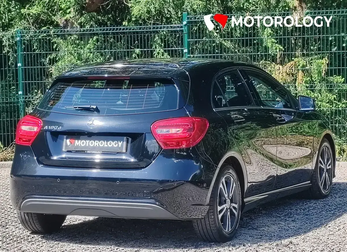 Used Mercedes A180 Executive 109 HP (80 kW) 2017 Black Hatchback