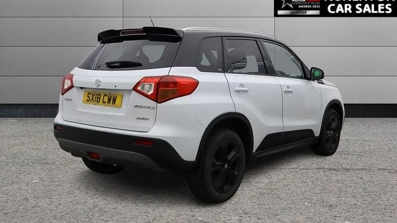 Used Suzuki Vitara 140 HP (102 kW) 2018 White SUV