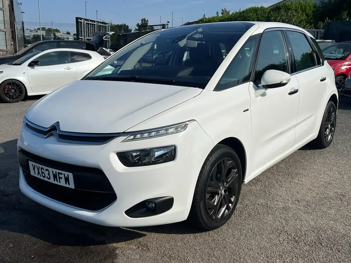 Used Citroën C4 Picasso Exclusive 115 HP (84 kW) 2013 White MPV