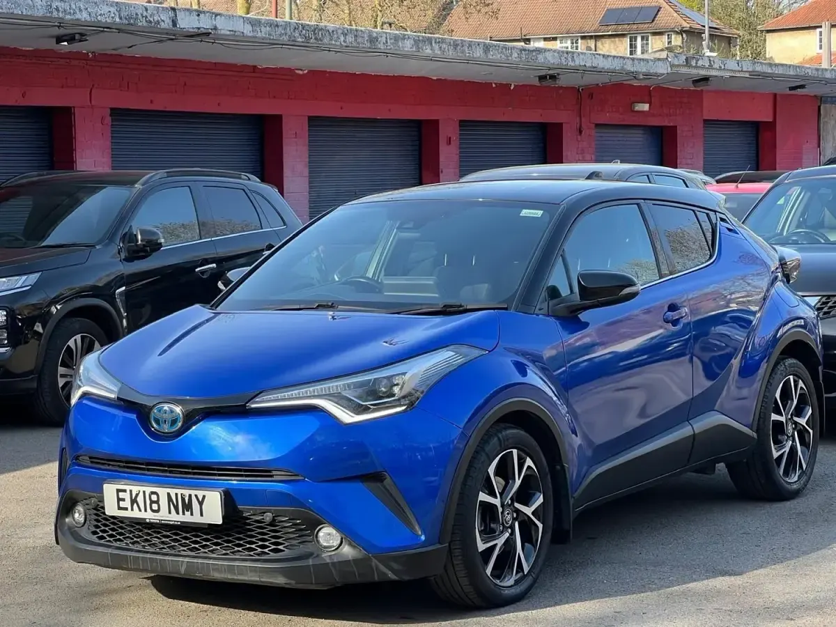 Second-hand Toyota C-HR 2018 Albastru SUV