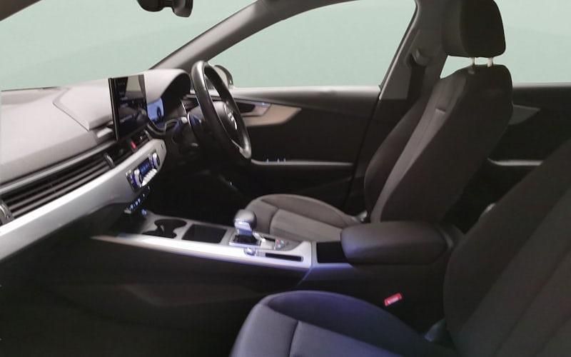 Used Audi A4 Design 163 HP (119 kW) 2023 Estate