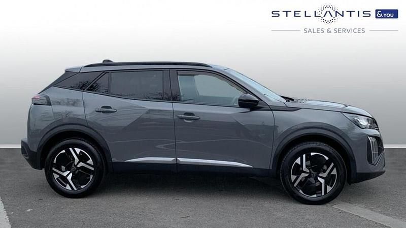 Used Peugeot 2008 Allure 129 HP (94 kW) 2023 SUV