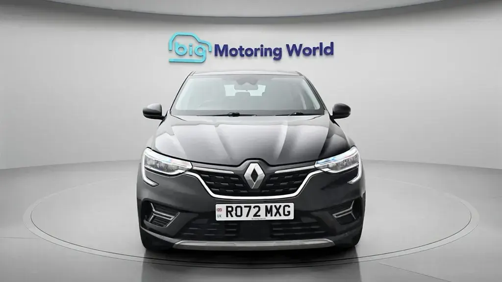 Used Renault Arkana Iconic 145 HP (106 kW) 2022 Black SUV