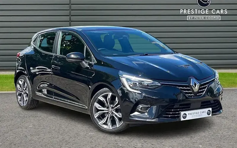 Used Renault Clio Version S 90 HP (66 kW) 2022 Hatchback