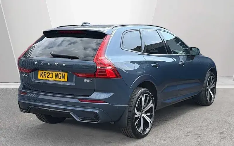 Used Volvo XC60 Ultimate 250 HP (183 kW) 2023 Blue SUV