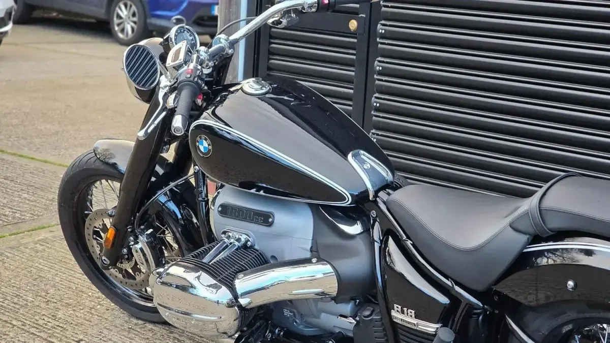 Usado BMW 1800 2022 Negro