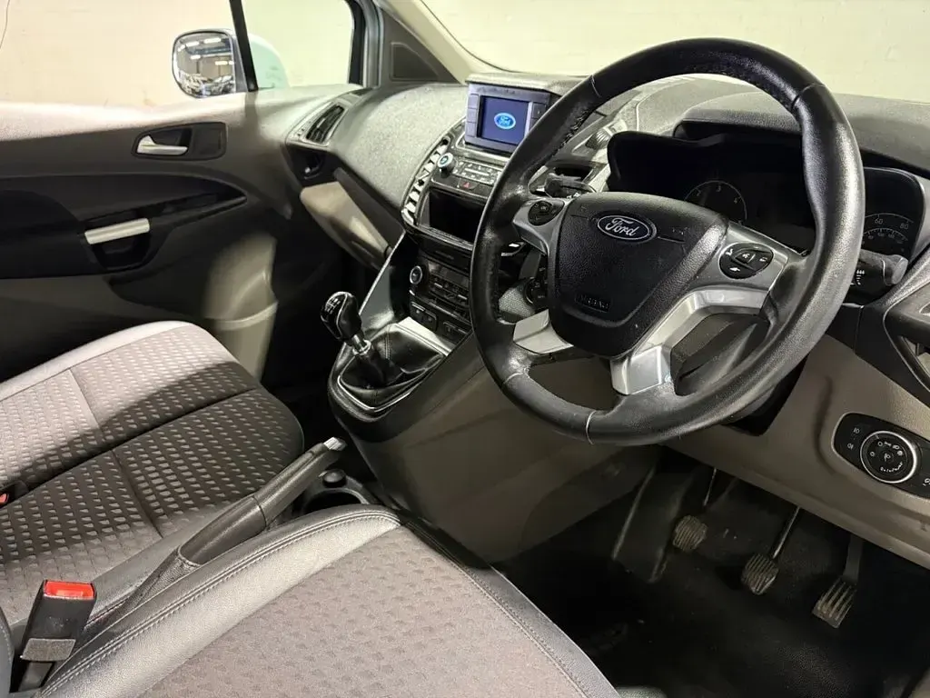 Used Ford Transit Connect Sport 120 HP (88 kW) 2023 White MPV