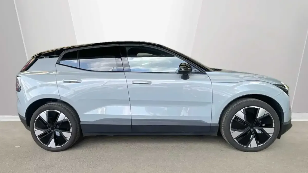 Used Volvo EX30 Ultra 200 kW (272 HP) 2025 Vapour grey SUV