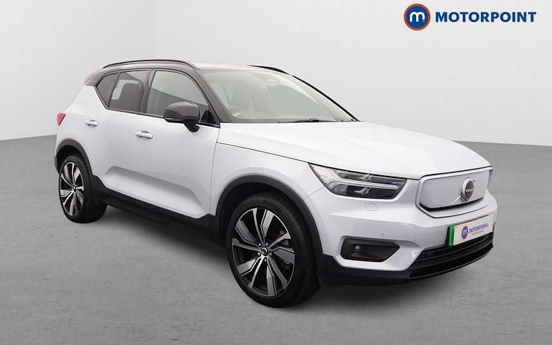 Used 2023 Volvo XC40 Plus SUV | £22,549 (Fair price) - Image 1/4