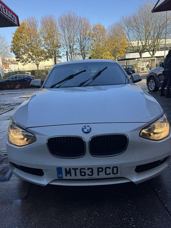 White Used 2013 BMW 118 Sport Line Hatchback | £4,999 (Fair price) - Image 1/4
