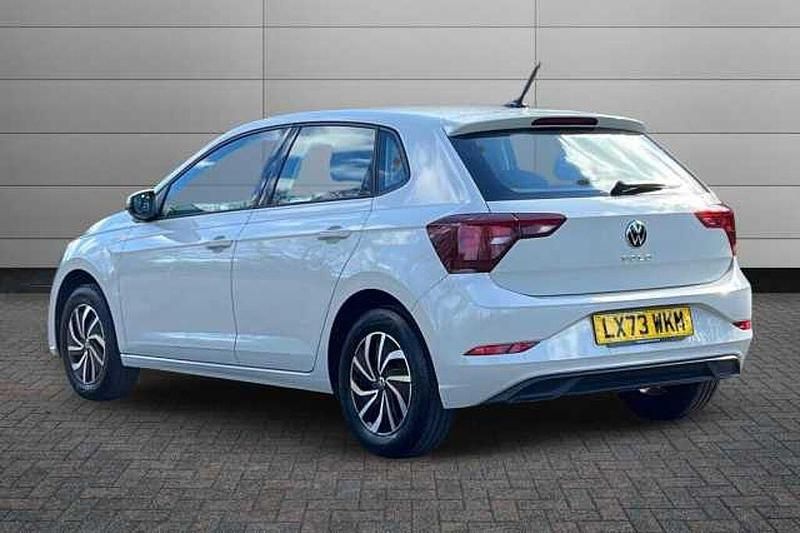 Used VW Polo Life 80 HP (58 kW) 2023 Grey Hatchback