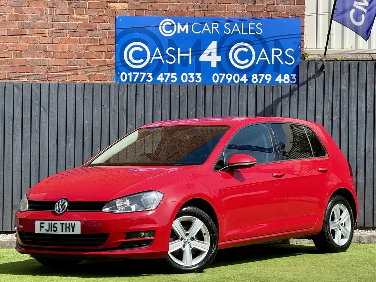 Used VW Golf VII Match 2015 Red Hatchback