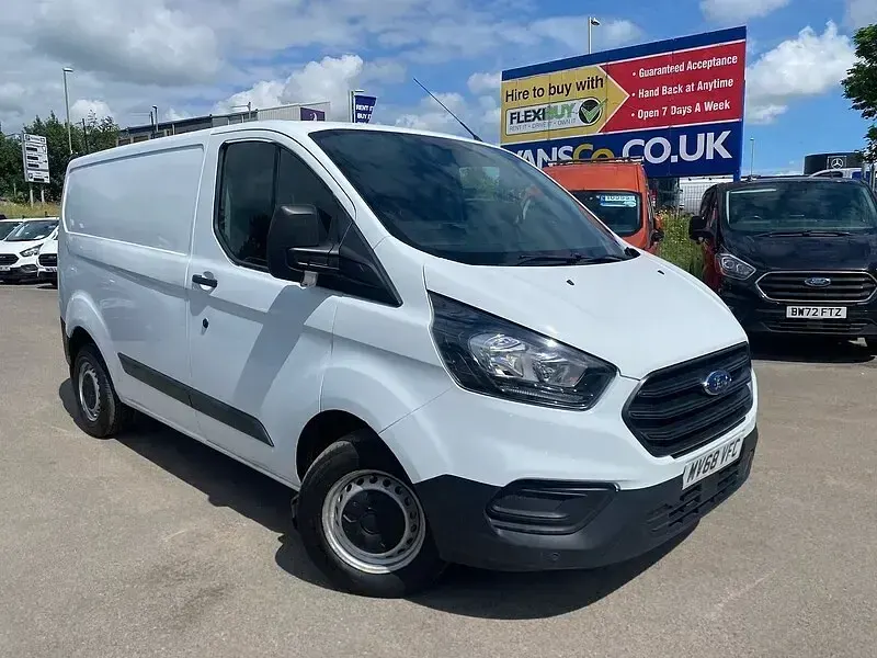 Used Ford Transit Custom 105 HP (77 kW) 2018 White Van