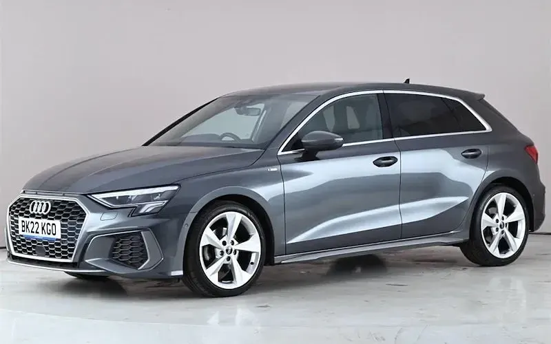 Usado Audi A3 Sportback S-Line 150 HP (110 kW) 2024 Citadino