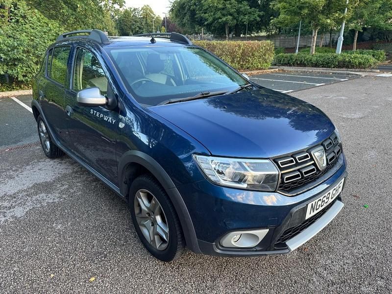 Blue Used 2020 Dacia Sandero Comfort Hatchback | £4,295 - Image 1/4