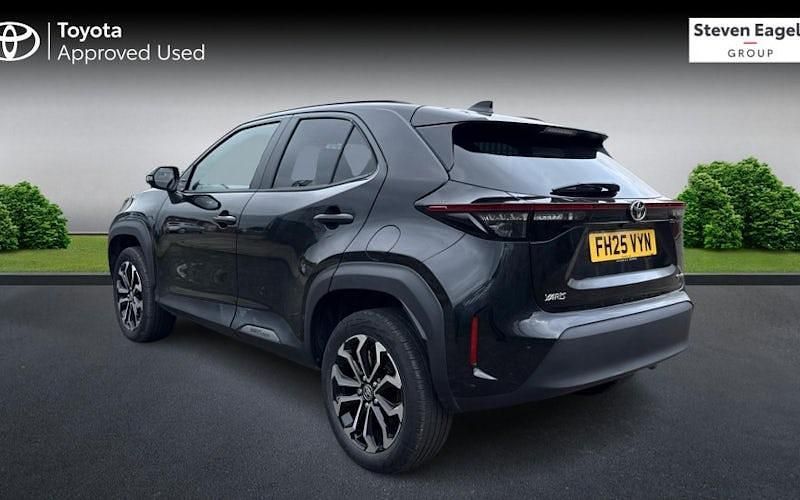 Used Toyota Yaris Hybrid Design 116 HP (85 kW) 2026 Estate