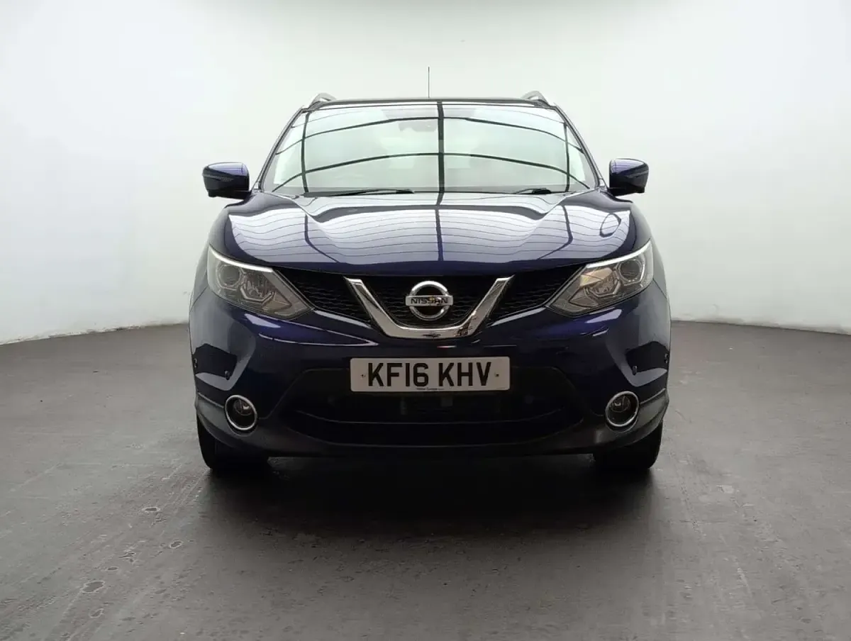 Used Nissan Qashqai Tekna 115 HP (84 kW) 2016 Blue SUV