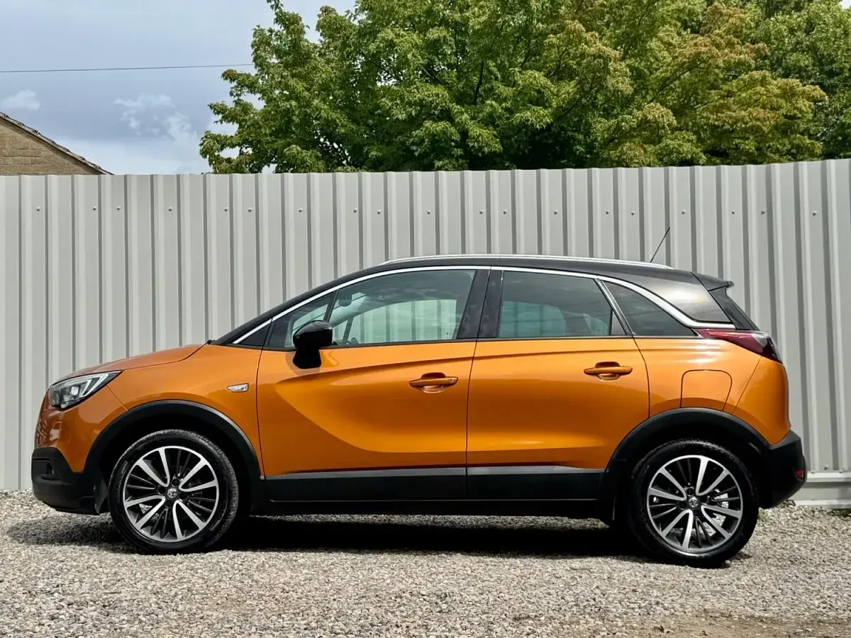 Used Vauxhall Crossland X Elite 81 HP (59 kW) 2018 Orange SUV
