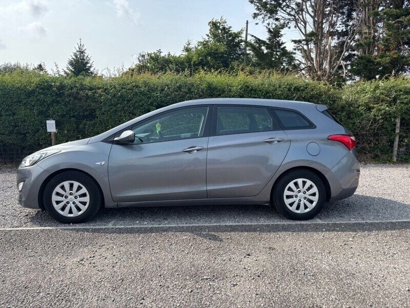 Grey Used 2014 Hyundai i30 Active Estate | £1,995 - Image 1/4