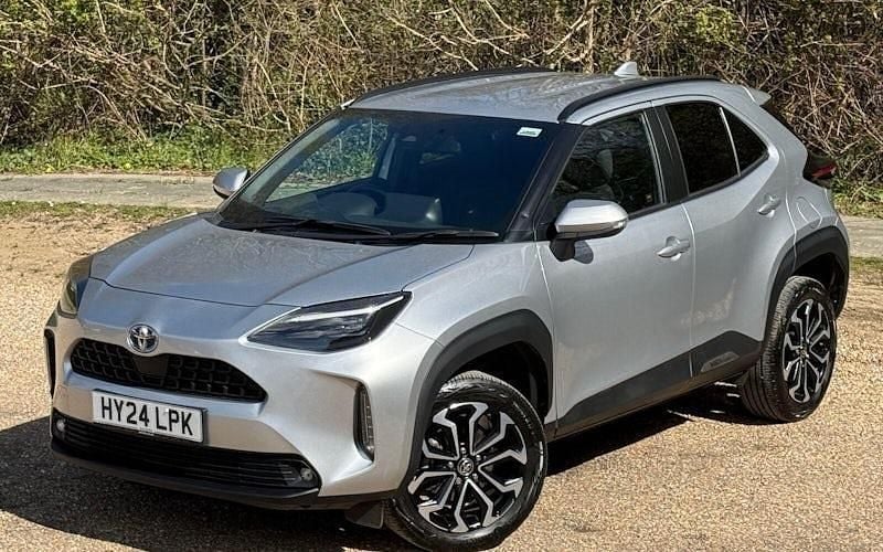 Used Toyota Yaris Hybrid Design 116 HP (85 kW) 2026 Estate