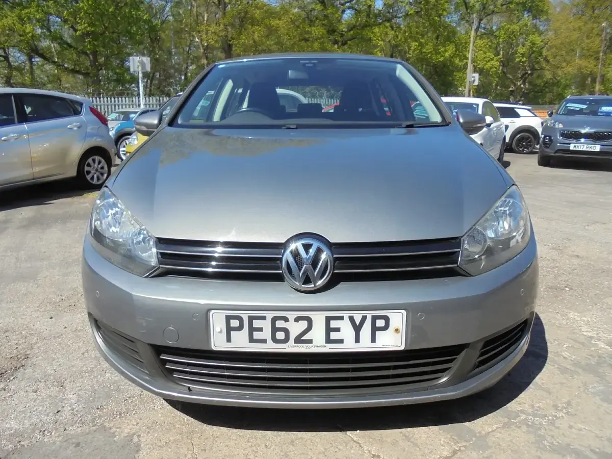 Used VW Golf VII Match 120 HP (88 kW) 2012 Grey Hatchback