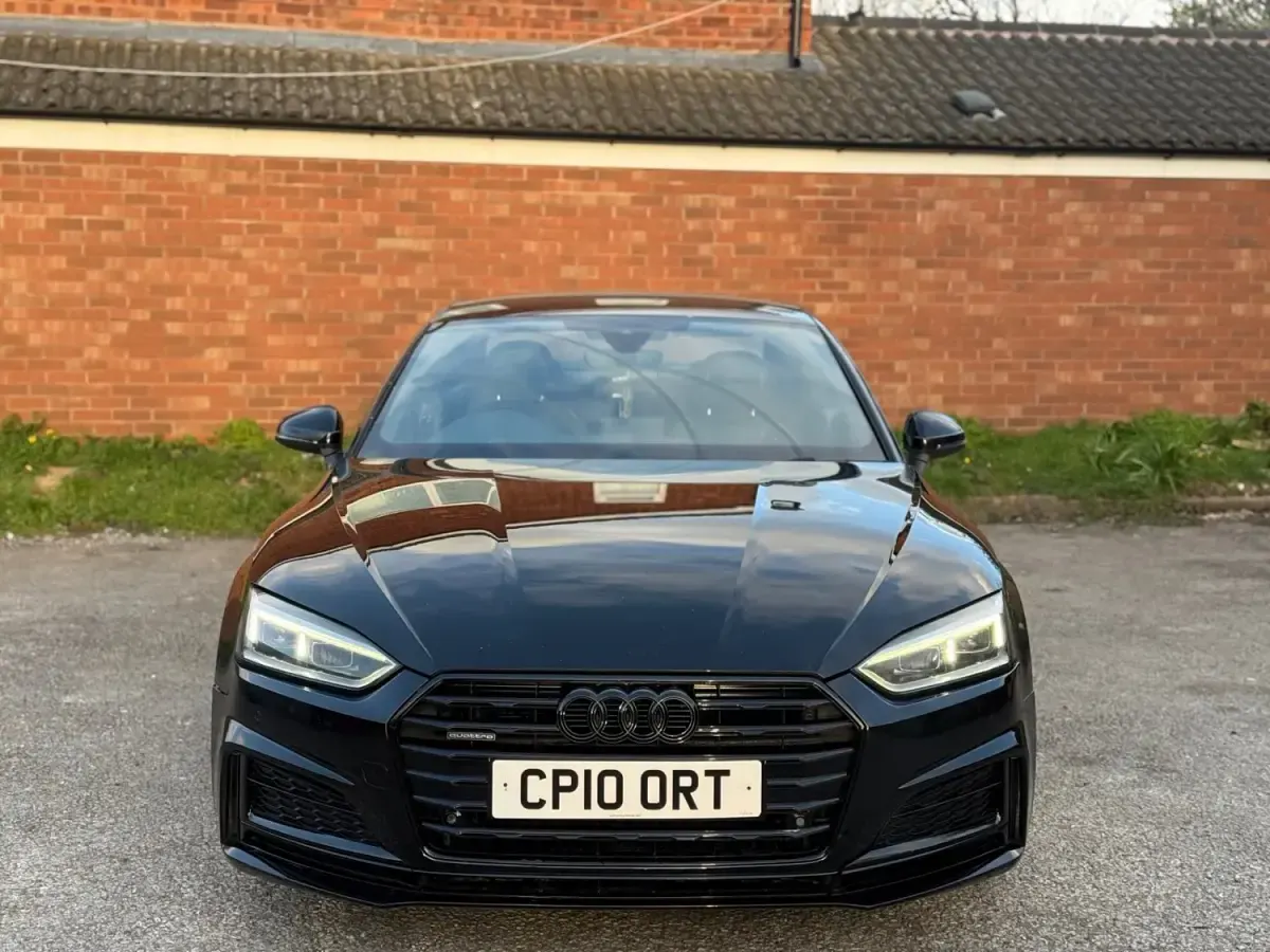 Begagnad Audi A5 S-Line 2017 Svart Sportkupé