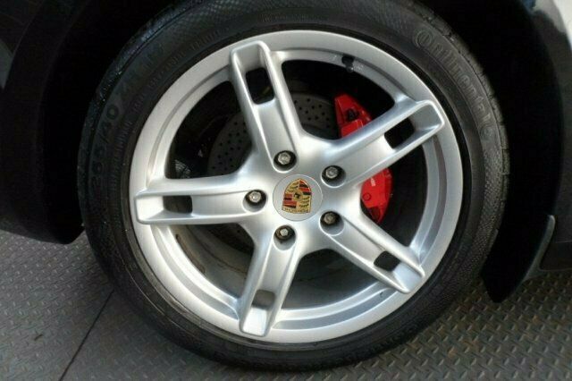 Used Porsche Cayman 295 HP (216 kW) 2006 Silver Coupe