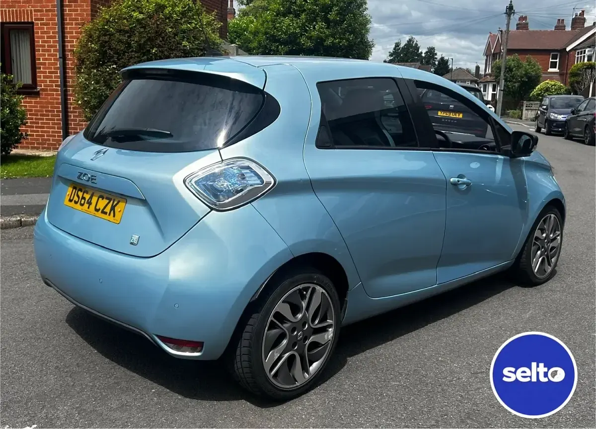 Used Renault Zoe Dynamique 22 kW (30 HP) 2014 Blue Hatchback