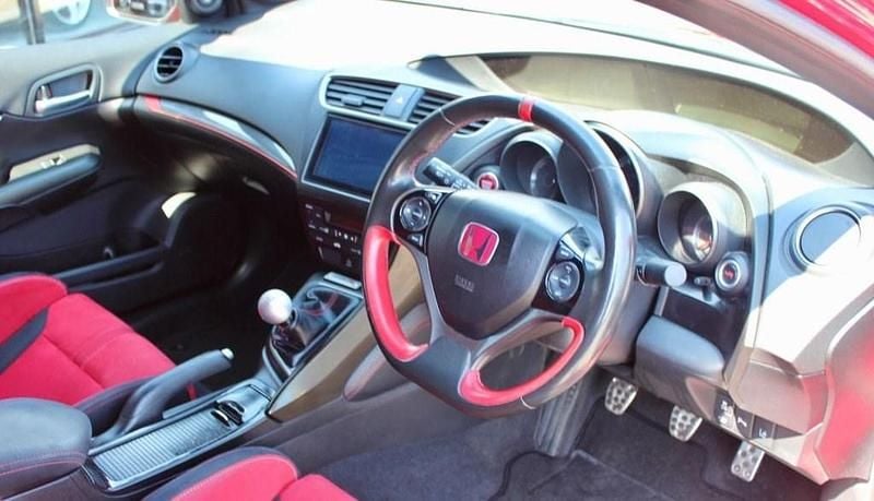 Used Honda Civic Type R GT 310 HP (228 kW) 2016 Red Hatchback