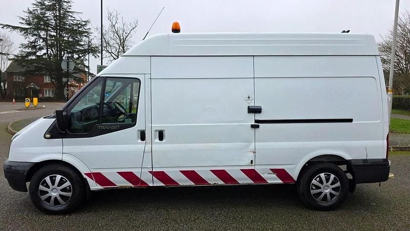 Used Ford Transit 100 HP (73 kW) 2013 White Van