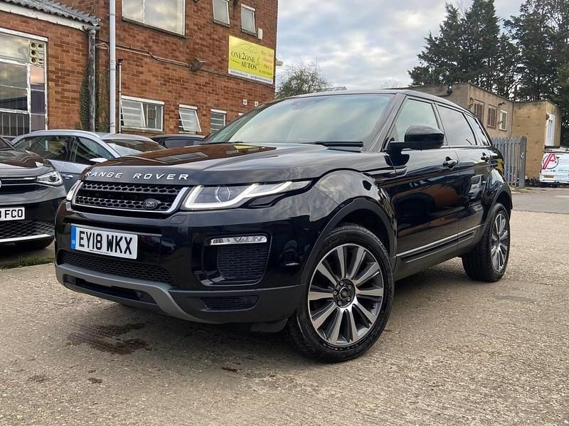 Used Land Rover Range Rover evoque SE 2018 Black Estate
