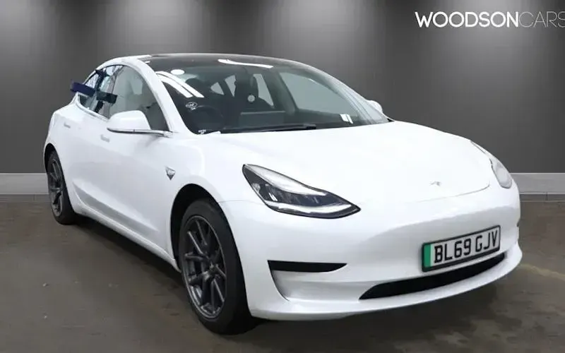 Used Tesla Model 3 Standard Range 180 kW (245 HP) 2021 Sedan