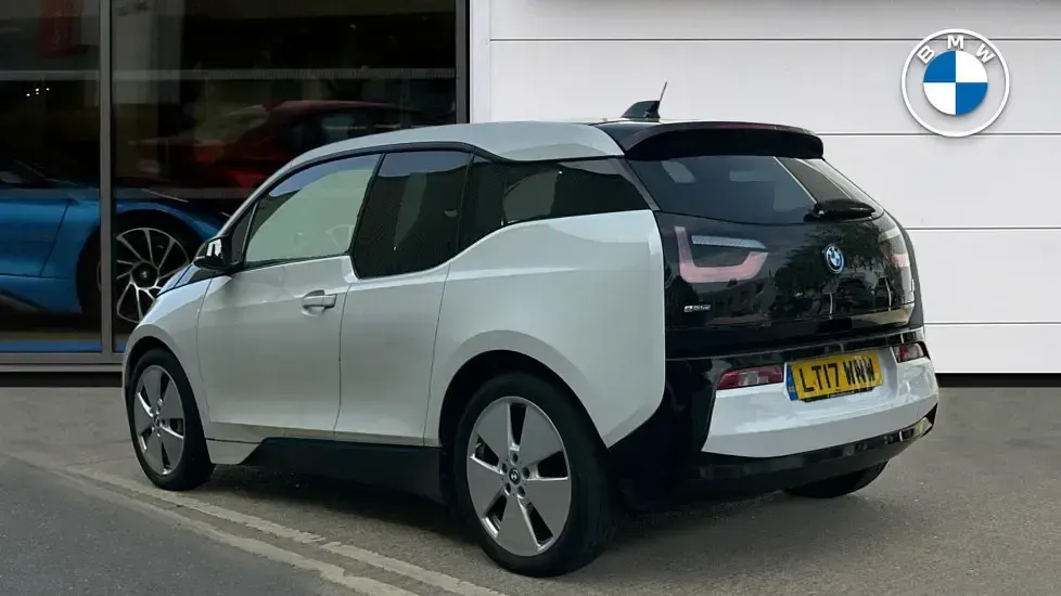 Used BMW i3 Comfort Edition 168 HP (123 kW) 2017 White Hatchback